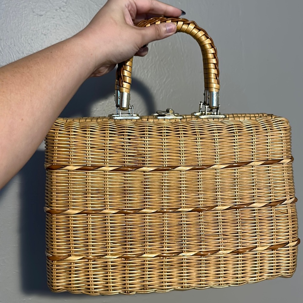 Vintage Babette In British Hong Kong Bag Gem